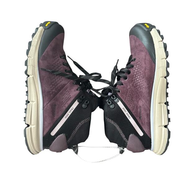 Danner Women’s Trail 2650 Mid GTX Hiking Boots in
Marionberry Size 10 - Picture 6 of 13